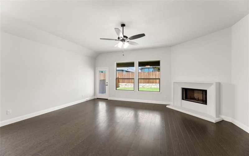 39 Magpie, Joshua, TX 76058, 3 Bedrooms Bedrooms, ,2 BathroomsBathrooms,Residential,For Sale,39 Magpie,20917129