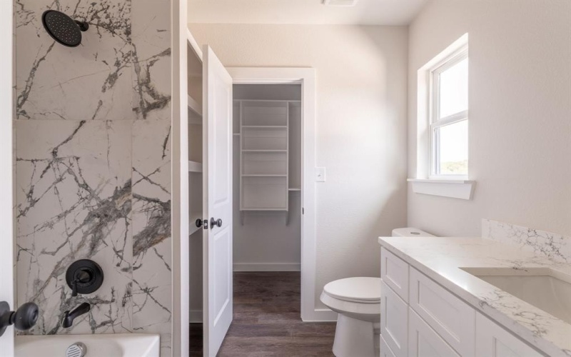 2927 Angle Avenue, Fort Worth, TX 76106, 3 Bedrooms Bedrooms, ,2 BathroomsBathrooms,Residential,For Sale,2927 Angle Avenue,0,20917527