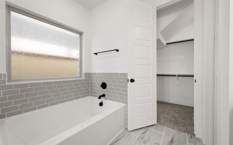 8821 Acorn Avenue, Justin, TX 76247, 4 Habitaciones Habitaciones , ,3 BañosBaños,Residential,En Venta,8821 Acorn Avenue,0,20917622