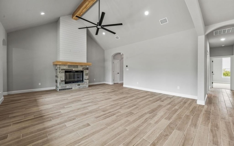 285 Lake Ridge Court, Bluff Dale, TX 76433, 4 Habitaciones Habitaciones , ,2 BañosBaños,Residential,En Venta,285 Lake Ridge Court,20917657