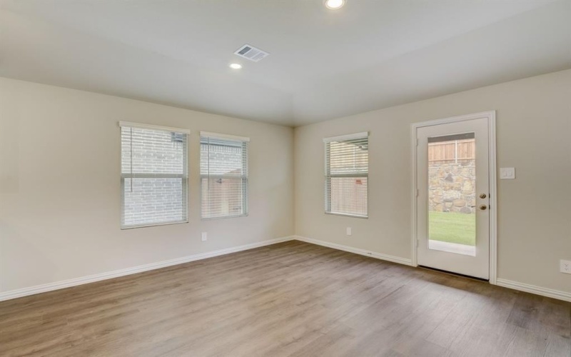 811 Easthill Drive, Princeton, TX 75071, 4 Habitaciones Habitaciones , ,3 BañosBaños,Residential,En Venta,811 Easthill Drive,20917771