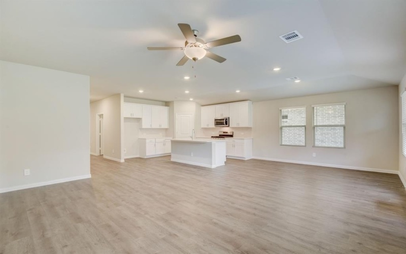811 Easthill Drive, Princeton, TX 75071, 4 Habitaciones Habitaciones , ,3 BañosBaños,Residential,En Venta,811 Easthill Drive,20917771