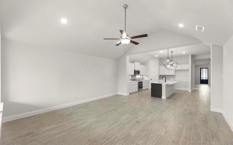 625 Brazos Drive, Van Alstyne, TX 75495, 4 Bedrooms Bedrooms, ,3 BathroomsBathrooms,Residential,For Sale,625 Brazos Drive,20917794
