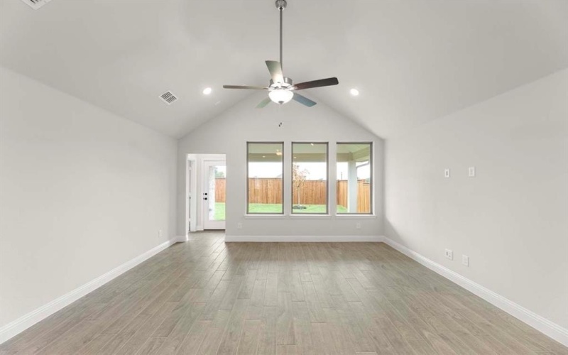 625 Brazos Drive, Van Alstyne, TX 75495, 4 Bedrooms Bedrooms, ,3 BathroomsBathrooms,Residential,For Sale,625 Brazos Drive,20917794