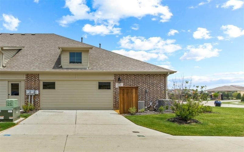 7232 Merlot Place, Grand Prairie, TX 75054, 2 Habitaciones Habitaciones , ,2 BañosBaños,Residential,En Venta,7232 Merlot Place,0,20917910