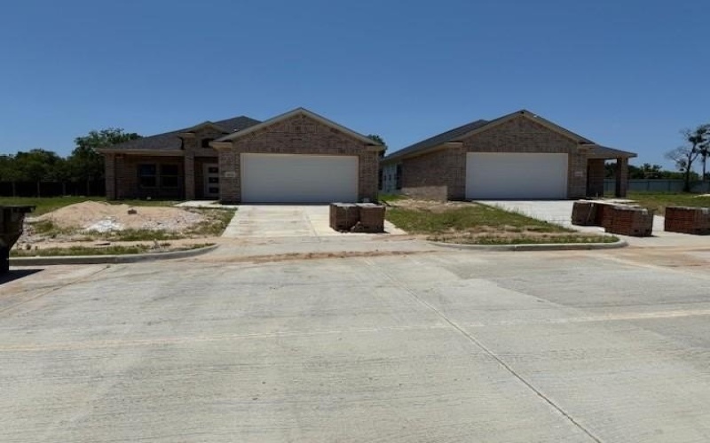 10118 Budtime Lane, Dallas, TX 75217, 4 Bedrooms Bedrooms, ,2 BathroomsBathrooms,Residential,For Sale,10118 Budtime Lane,20917922