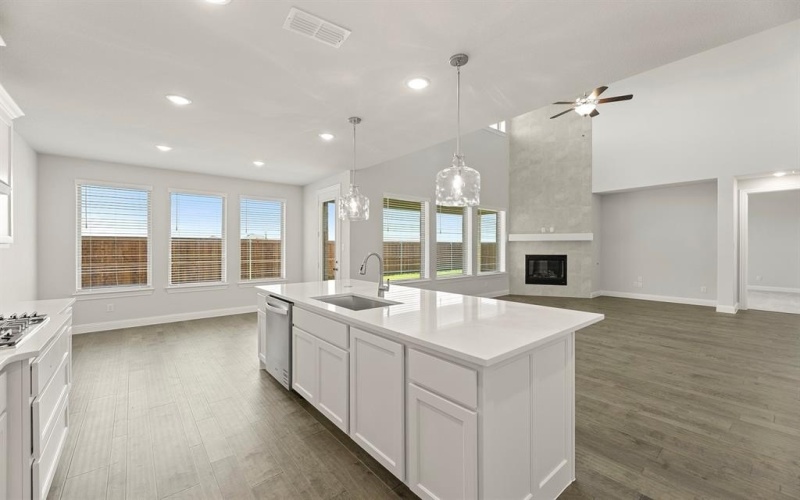 3141 Lora Lee Lane, Rockwall, TX 75032, 5 Bedrooms Bedrooms, ,5 BathroomsBathrooms,Residential,For Sale,3141 Lora Lee Lane,20918118