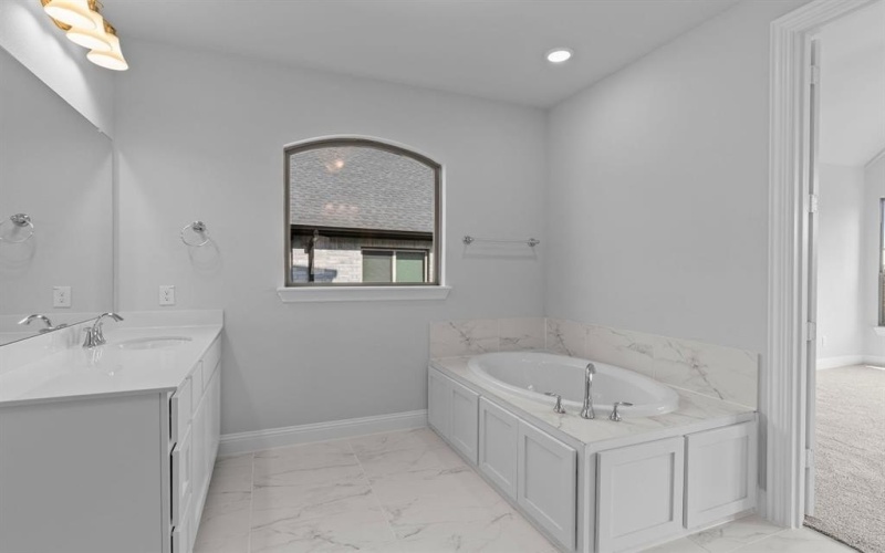 4112 Tuckerman Way, McKinney, TX 75070, 4 Habitaciones Habitaciones , ,3 BañosBaños,Residential,En Venta,4112 Tuckerman Way,0,20918125