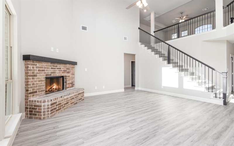 670 WALES Court, Waxahachie, TX 75167, 4 Habitaciones Habitaciones , ,3 BañosBaños,Residential,En Venta,670 WALES Court,20918248