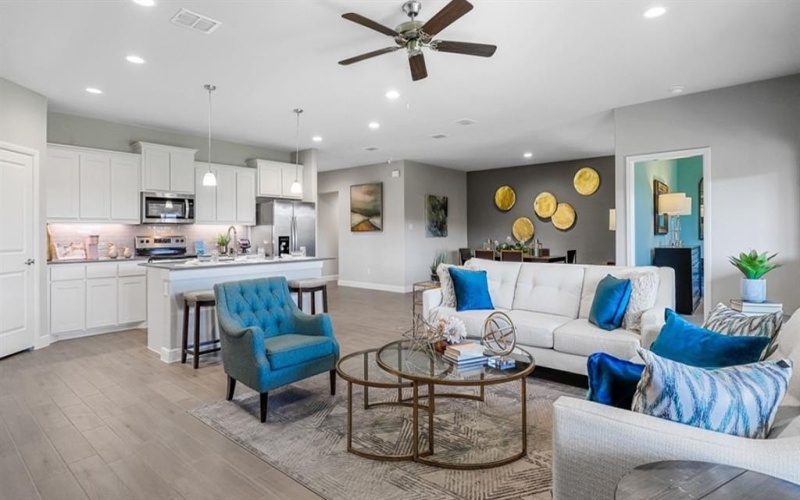 407 SUNFLOWER Trail, Cleburne, TX 76033, 4 Habitaciones Habitaciones , ,2 BañosBaños,Residential,En Venta,407 SUNFLOWER Trail,20918249