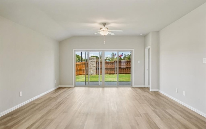 809 Easthill Drive, Princeton, TX 75071, 3 Bedrooms Bedrooms, ,2 BathroomsBathrooms,Residential,For Sale,809 Easthill Drive,20918277