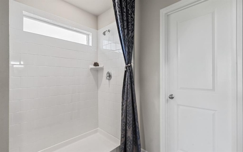 1016 LEAPING LARK Lane, Fort Worth, TX 76131, 4 Bedrooms Bedrooms, ,2 BathroomsBathrooms,Residential,For Sale,1016 LEAPING LARK Lane,20918335