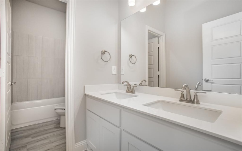 651 WALES Court, Waxahachie, TX 75167, 4 Bedrooms Bedrooms, ,2 BathroomsBathrooms,Residential,For Sale,651 WALES Court,20918371