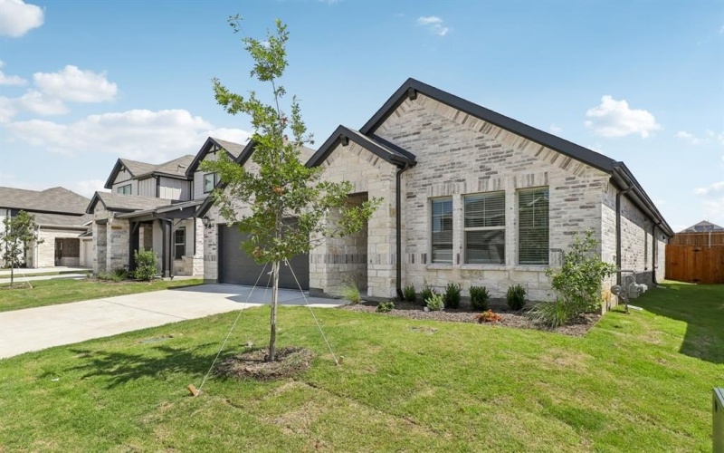6628 Stone Elm Lane, Fort Worth, TX 76036, 4 Bedrooms Bedrooms, ,3 BathroomsBathrooms,Residential,For Sale,6628 Stone Elm Lane,20918399