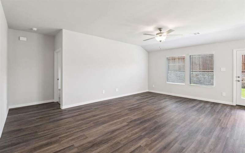 6628 Stone Elm Lane, Fort Worth, TX 76036, 4 Bedrooms Bedrooms, ,3 BathroomsBathrooms,Residential,For Sale,6628 Stone Elm Lane,20918399
