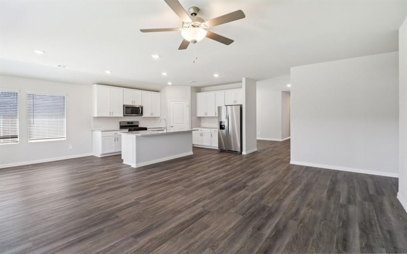 6628 Stone Elm Lane, Fort Worth, TX 76036, 4 Bedrooms Bedrooms, ,3 BathroomsBathrooms,Residential,For Sale,6628 Stone Elm Lane,20918399