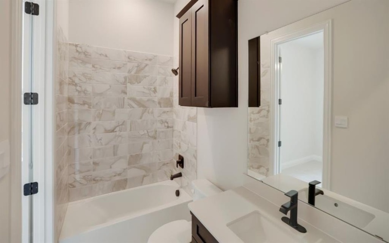 1640 Keneipp Road, Carrollton, TX 75006, 4 Habitaciones Habitaciones , ,5 BañosBaños,Residential,En Venta,1640 Keneipp Road,0,20918516