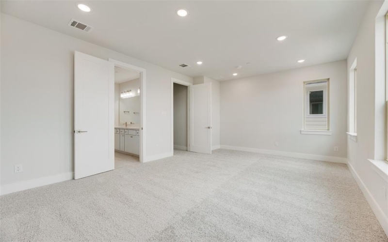 921 Heights Way, Plano, TX 75075, 4 Bedrooms Bedrooms, ,5 BathroomsBathrooms,Residential,For Sale,921 Heights Way,20918533