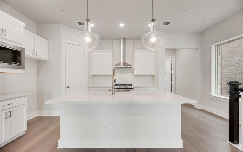 921 Heights Way, Plano, TX 75075, 4 Bedrooms Bedrooms, ,5 BathroomsBathrooms,Residential,For Sale,921 Heights Way,20918533