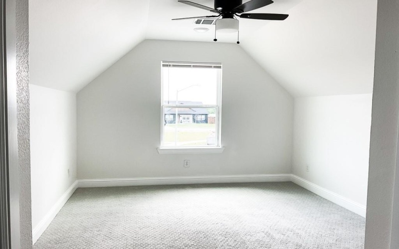 208 Bluff Court, Godley, TX 76044, 3 Bedrooms Bedrooms, ,3 BathroomsBathrooms,Residential,For Sale,208 Bluff Court,20918647