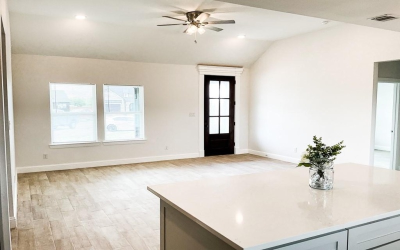 208 Bluff Court, Godley, TX 76044, 3 Bedrooms Bedrooms, ,3 BathroomsBathrooms,Residential,For Sale,208 Bluff Court,20918647