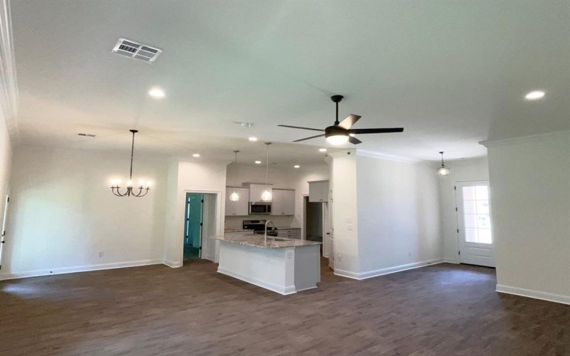 159 Lessie Drive, Stonewall, LA 71078, 4 Bedrooms Bedrooms, ,2 BathroomsBathrooms,Residential,For Sale,159 Lessie Drive,20919003