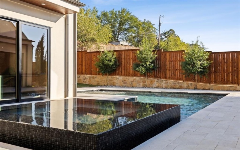 1740 Oakbrook Drive, Keller, TX 76262, 4 Habitaciones Habitaciones , ,5 BañosBaños,Residential,En Venta,1740 Oakbrook Drive,0,20919008