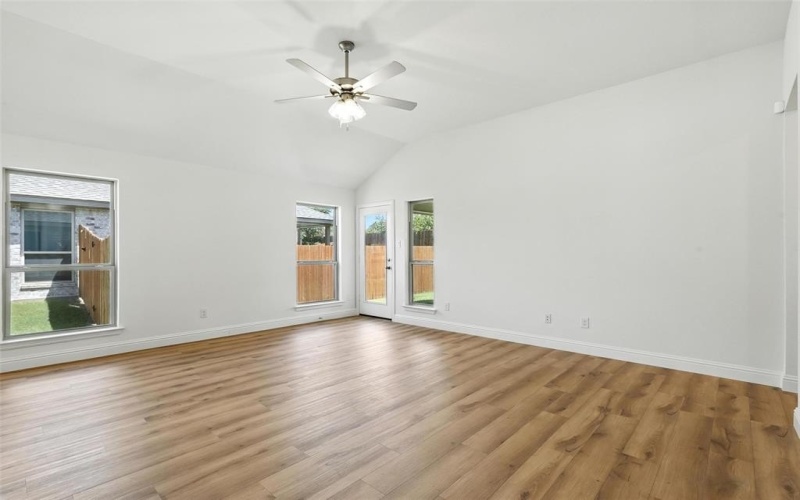 1200 Holly Street, Cleburne, TX 76033, 3 Bedrooms Bedrooms, ,2 BathroomsBathrooms,Residential,For Sale,1200 Holly Street,20919015