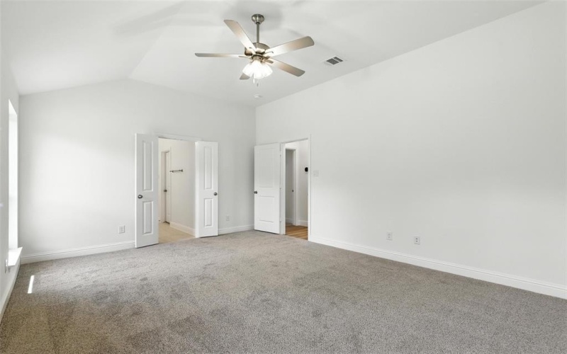 1200 Holly Street, Cleburne, TX 76033, 3 Bedrooms Bedrooms, ,2 BathroomsBathrooms,Residential,For Sale,1200 Holly Street,20919015