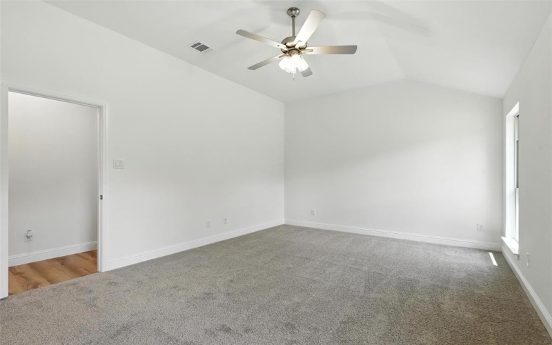 1200 Holly Street, Cleburne, TX 76033, 3 Bedrooms Bedrooms, ,2 BathroomsBathrooms,Residential,For Sale,1200 Holly Street,20919015