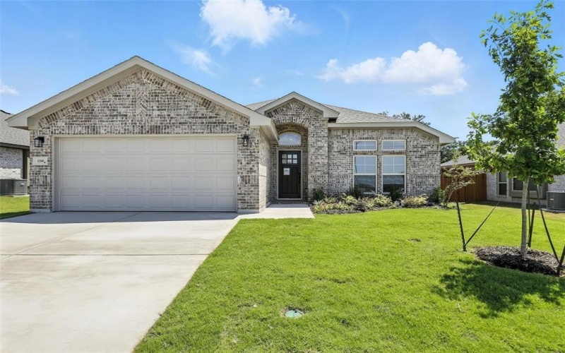 1200 Holly Street, Cleburne, TX 76033, 3 Bedrooms Bedrooms, ,2 BathroomsBathrooms,Residential,For Sale,1200 Holly Street,20919015