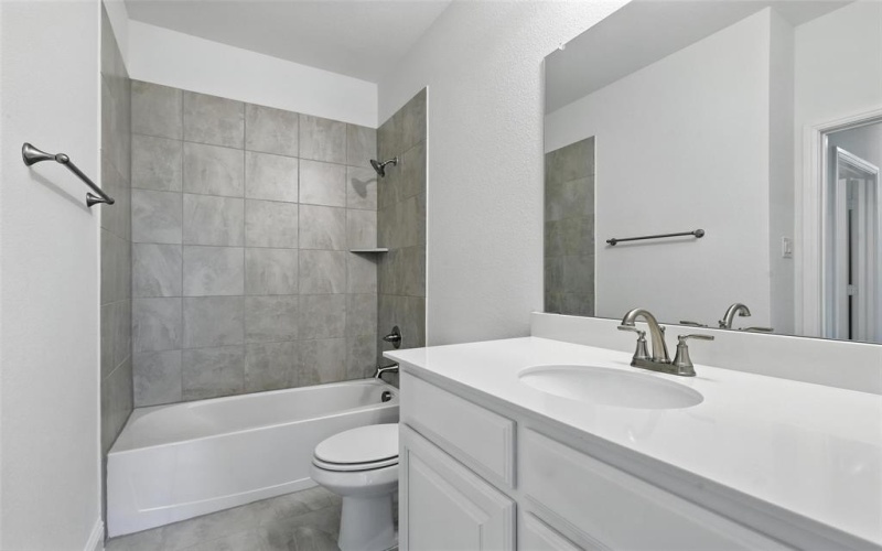 1200 Holly Street, Cleburne, TX 76033, 3 Bedrooms Bedrooms, ,2 BathroomsBathrooms,Residential,For Sale,1200 Holly Street,20919015