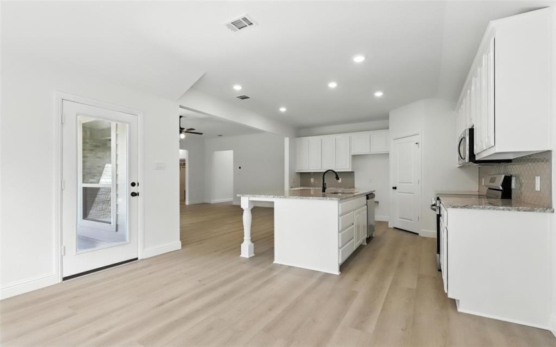 1419 Quail Creek Drive, Cleburne, TX 76033, 4 Habitaciones Habitaciones , ,2 BañosBaños,Residential,En Venta,1419 Quail Creek Drive,20919029