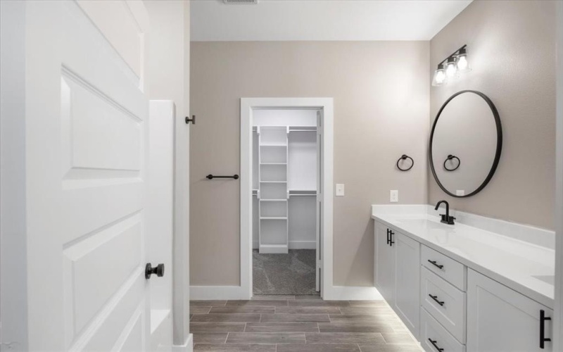 16226 Crossing Circle, Lindale, TX 75771, 4 Habitaciones Habitaciones , ,2 BañosBaños,Residential,En Venta,16226 Crossing Circle,20919044