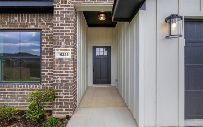 16226 Crossing Circle, Lindale, TX 75771, 4 Habitaciones Habitaciones , ,2 BañosBaños,Residential,En Venta,16226 Crossing Circle,20919044