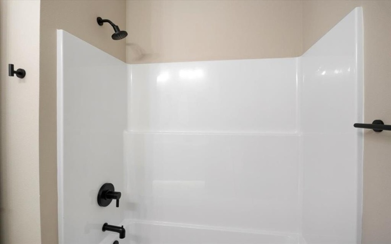 16226 Crossing Circle, Lindale, TX 75771, 4 Habitaciones Habitaciones , ,2 BañosBaños,Residential,En Venta,16226 Crossing Circle,20919044