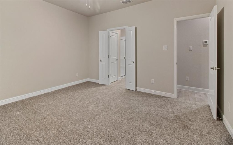 1907 JACKSON Street, Cleburne, TX 76033, 4 Habitaciones Habitaciones , ,2 BañosBaños,Residential,En Venta,1907 JACKSON Street,20919049