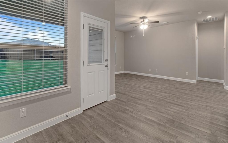 1907 JACKSON Street, Cleburne, TX 76033, 4 Habitaciones Habitaciones , ,2 BañosBaños,Residential,En Venta,1907 JACKSON Street,20919049