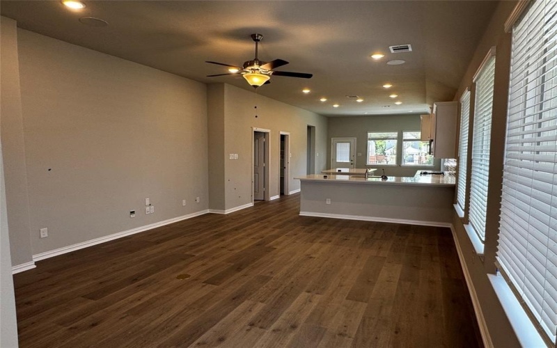 1953 Jade Forest Lane, Mesquite, TX 75181, 4 Bedrooms Bedrooms, ,2 BathroomsBathrooms,Residential,For Sale,1953 Jade Forest Lane,0,20919210