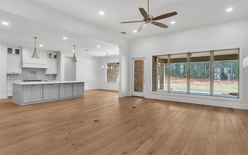 130 Elk Drive, Longview, TX 75605, 4 Habitaciones Habitaciones , ,3 BañosBaños,Residential,En Venta,130 Elk Drive,20919453