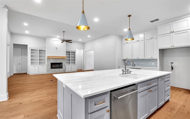 130 Elk Drive, Longview, TX 75605, 4 Habitaciones Habitaciones , ,3 BañosBaños,Residential,En Venta,130 Elk Drive,20919453