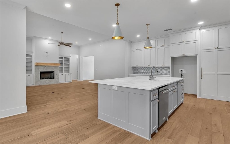 130 Elk Drive, Longview, TX 75605, 4 Habitaciones Habitaciones , ,3 BañosBaños,Residential,En Venta,130 Elk Drive,20919453