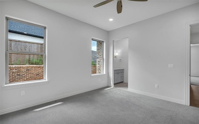 130 Elk Drive, Longview, TX 75605, 4 Habitaciones Habitaciones , ,3 BañosBaños,Residential,En Venta,130 Elk Drive,20919453