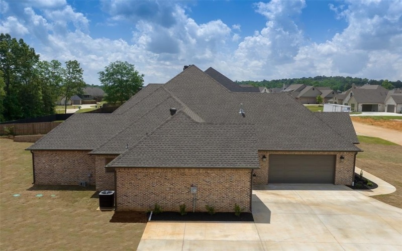 130 Elk Drive, Longview, TX 75605, 4 Habitaciones Habitaciones , ,3 BañosBaños,Residential,En Venta,130 Elk Drive,20919453