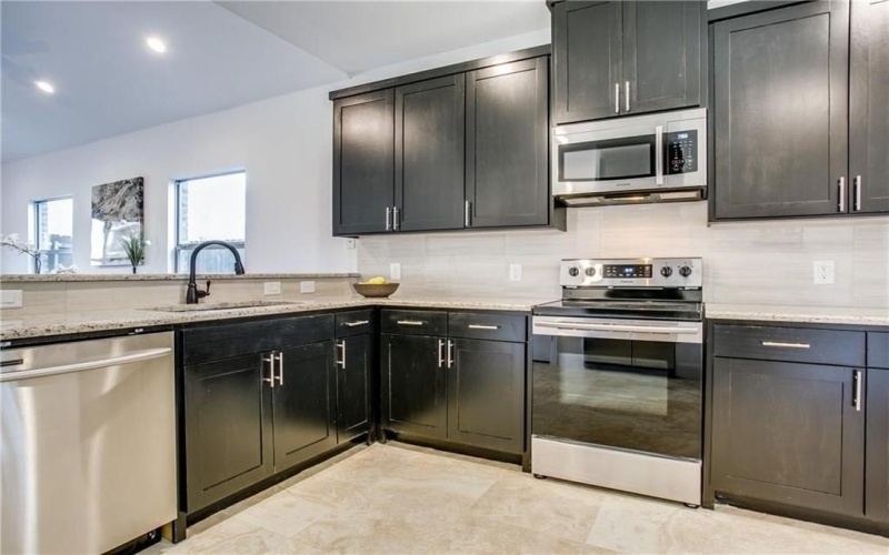 10190 Budtime Lane, Dallas, TX 75217, 4 Bedrooms Bedrooms, ,2 BathroomsBathrooms,Residential,For Sale,10190 Budtime Lane,20919454