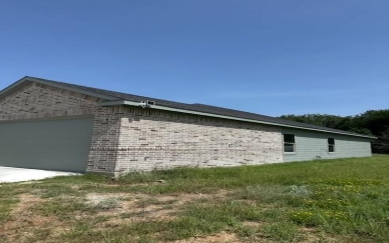 10190 Budtime Lane, Dallas, TX 75217, 4 Bedrooms Bedrooms, ,2 BathroomsBathrooms,Residential,For Sale,10190 Budtime Lane,20919454