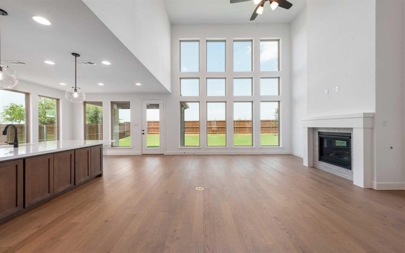 501 Barn Swallow Drive, Celina, TX 75009, 4 Habitaciones Habitaciones , ,3 BañosBaños,Residential,En Venta,501 Barn Swallow Drive,0,20919470