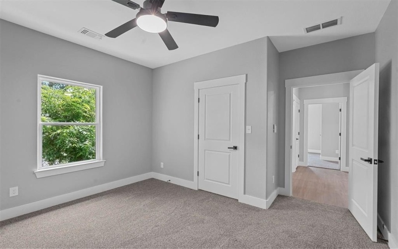 1331 W Crawford, Denison, TX 75020, 3 Bedrooms Bedrooms, ,2 BathroomsBathrooms,Residential,For Sale,1331 W Crawford,20919564