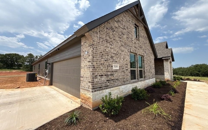 509 Ashlow Court, Springtown, TX 76082, 4 Habitaciones Habitaciones , ,3 BañosBaños,Residential,En Venta,509 Ashlow Court,20919739