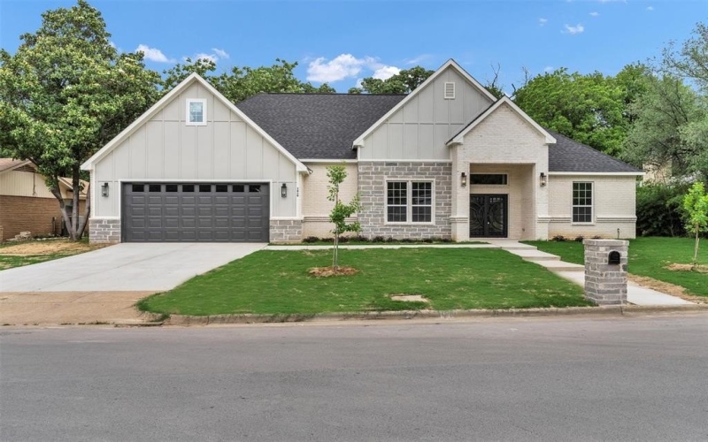 1810 Kynette Drive, Euless, TX 76040, 4 Bedrooms Bedrooms, ,2 BathroomsBathrooms,Residential,For Sale,1810 Kynette Drive,20919802